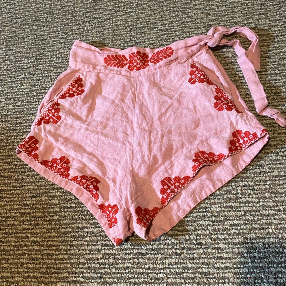 Size S Carolina K high waisted tie embroidered shorts